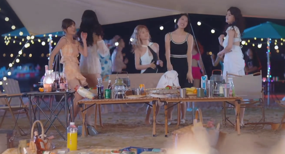 �군�ұ���Ů��Χ������ȫ��ִ�ɹ���